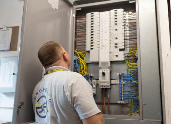 Brombick-Electrician-Orpington-1